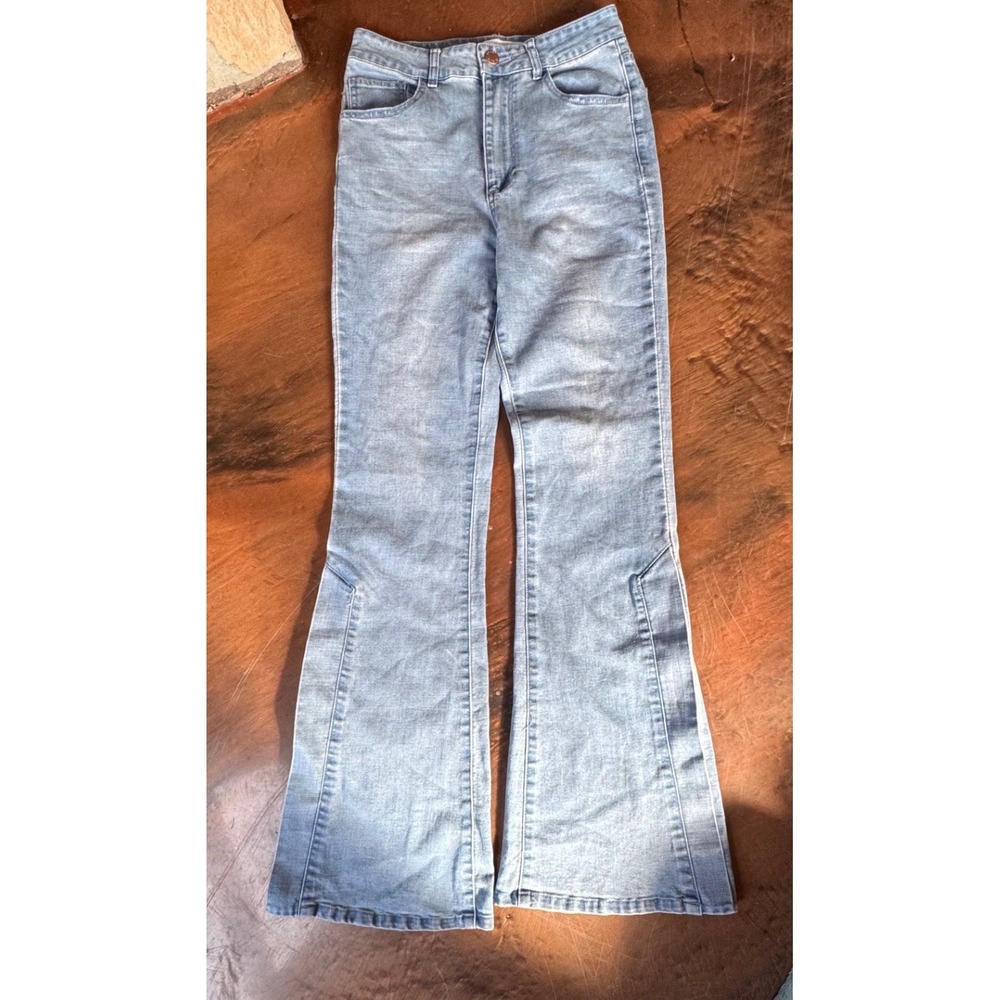 Toast Jeans Women's Light Wash Flare Leg Jeans Size‎ S